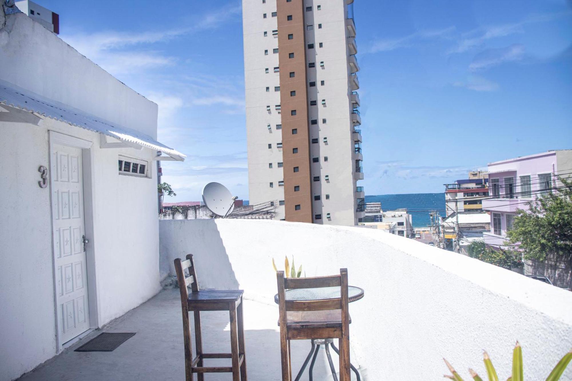 Faca A Pe A 160 Metros Do Mar Na Localizacao Da Barra